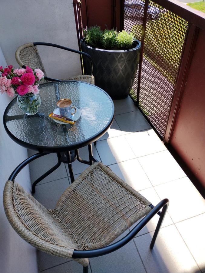 Apartament -Jak W Domu- Czeladz 60M2 Centrum Katowic 10Km Exterior photo